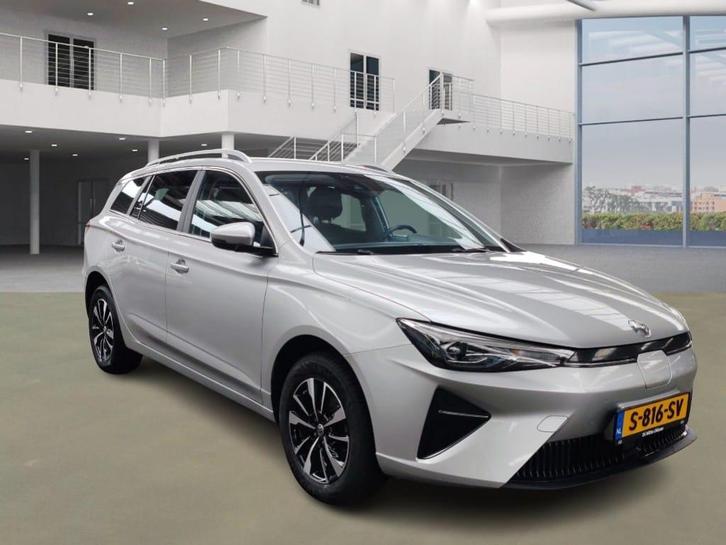 MG5 61kWh Long Range 2023, Led+Xenon, BTW, Navi, SOH 93,8%, Auto's, MG, Bedrijf, MG5, ABS, Achteruitrijcamera, Adaptieve lichten