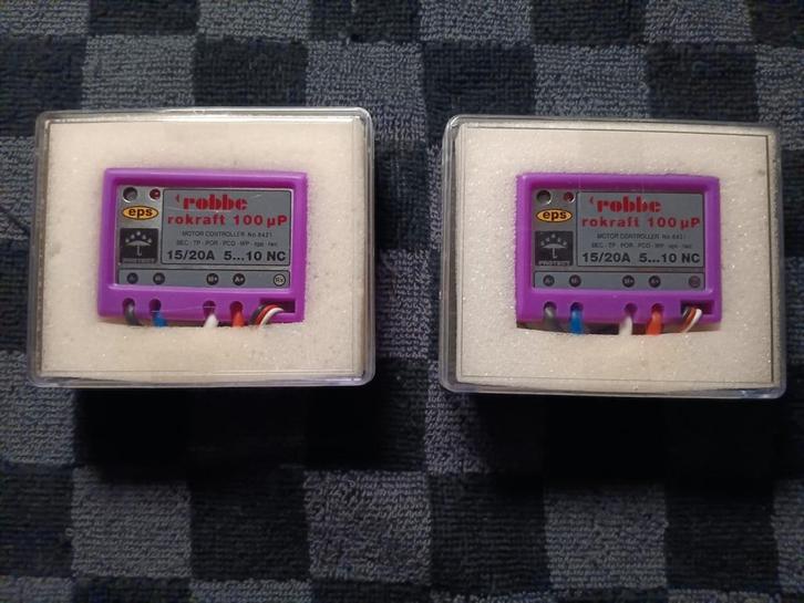 Nieuw 2stuks Robbe Rokraft 100 up, 15 / 20A ,12V Esc, Hobby en Vrije tijd, Modelbouw | Boten en Schepen, Nieuw, Overige merken