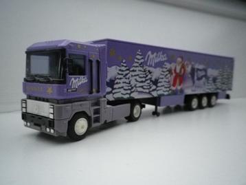 Albedo Renault AE Milka Kerst truck beschikbaar voor biedingen