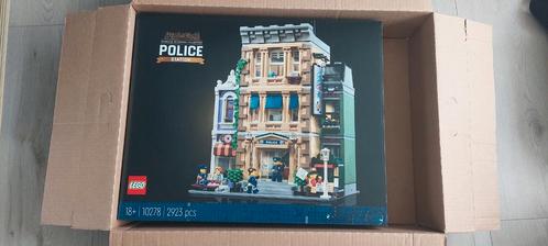 LEGO Modular Buildings Collection Police Station 10278 NIEUW, Kinderen en Baby's, Speelgoed | Duplo en Lego, Zo goed als nieuw