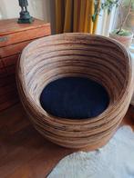 Bijenkorf rotan zetel, Huis en Inrichting, Fauteuils, Ophalen, Zo goed als nieuw