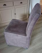 Stoel op wieltjes., Ophalen, Eén