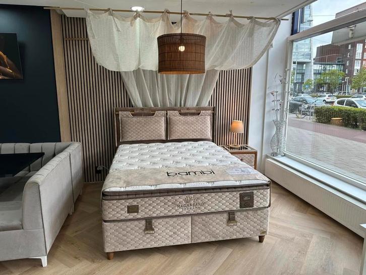 leegverkoop van bedden en boxsprings  met opbergruimte, Huis en Inrichting, Slaapkamer | Boxsprings, Nieuw, Tweepersoons, Ophalen