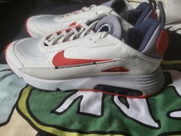 Nike air max 2090 beschikbaar voor biedingen