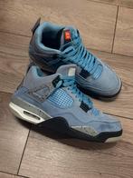 Jordan 4 Retro University Blue, Kleding | Heren, Schoenen, Ophalen, Zo goed als nieuw, Blauw