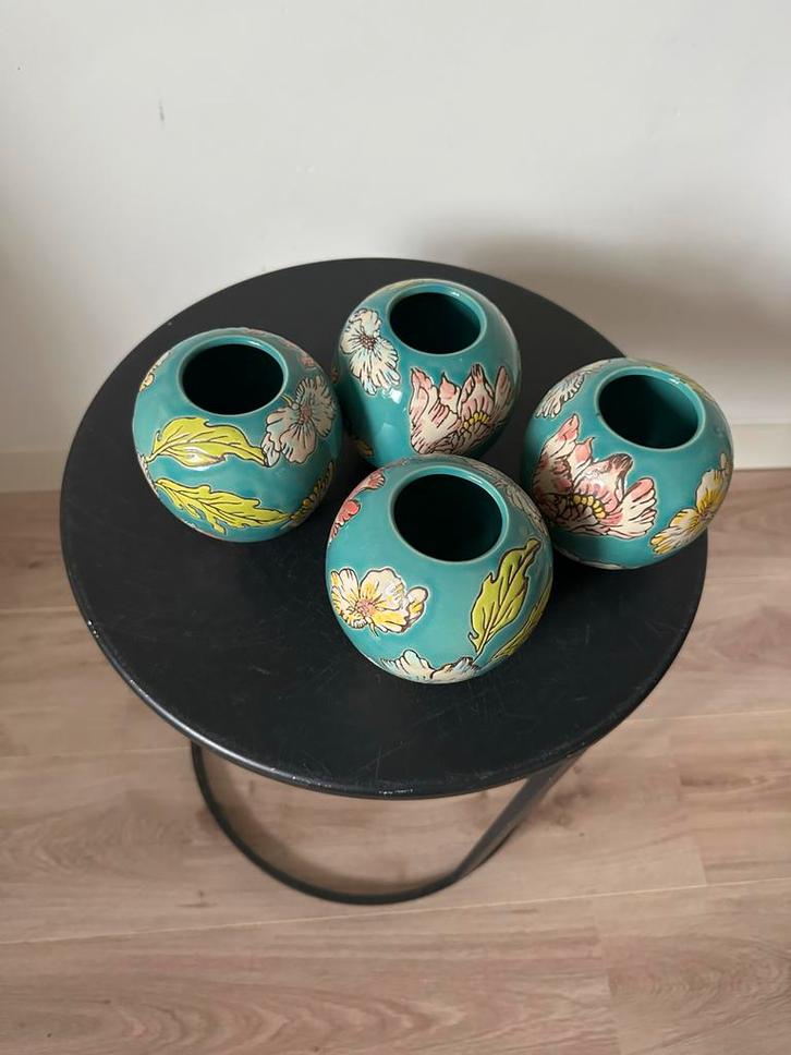 Set van 4 decoratieve vaasjes, Huis en Inrichting, Woonaccessoires | Vazen, Zo goed als nieuw, Blauw, Minder dan 50 cm, Aardewerk of Porselein