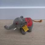 Oud Steiff olifantje met oud knopje., Verzamelen, Beren en Cherished Teddies, Ophalen of Verzenden, Gebruikt, Overige typen, Steiff