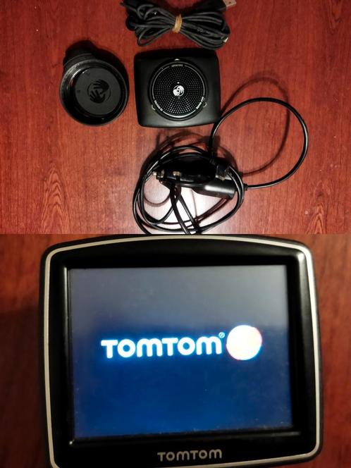 Kleine Tomtom navigatie systeem, Auto diversen, Autonavigatie, Zo goed als nieuw, Ophalen