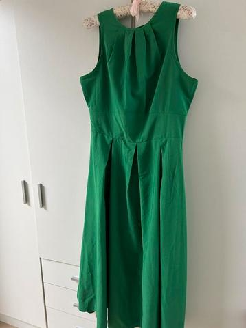 Jurk. L 40 groen nieuw beschikbaar voor biedingen