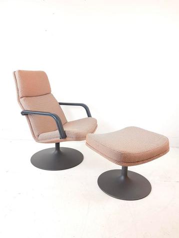 Artifort F142 draaifauteuil ottoman | voetenbank nieuwe stof beschikbaar voor biedingen