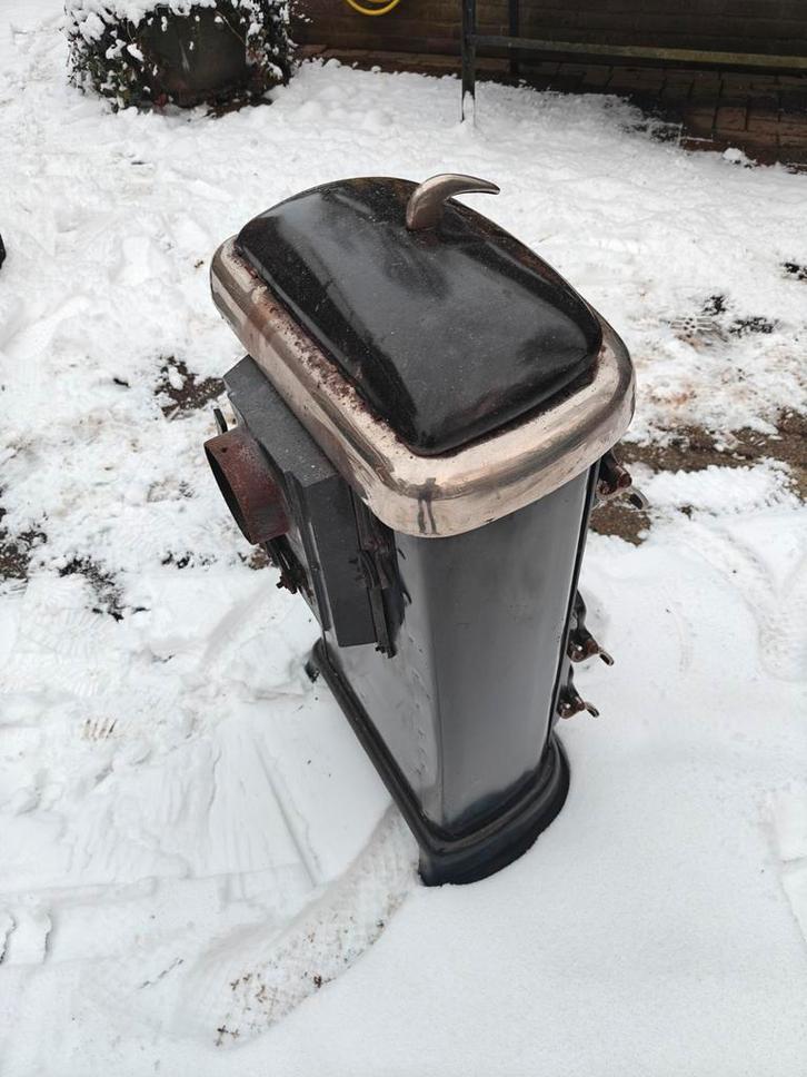 Oude kolenkachel / potkachel, Huis en Inrichting, Kachels, Gebruikt, Vrijstaand, Potkachel, Hout, Ophalen of Verzenden