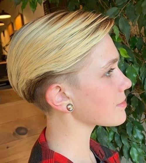 Temp 30 graden of hoger? dan gratis knippen voor vrouw dame, Sieraden, Tassen en Uiterlijk, Uiterlijk | Haarverzorging, Nieuw