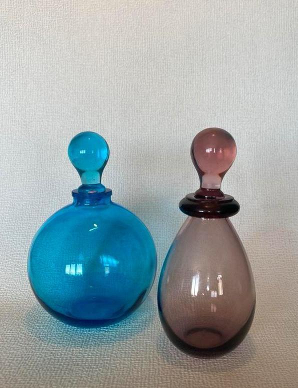 Twee vintage flesjes met stop, Antiek en Kunst, Antiek | Glas en Kristal, Ophalen of Verzenden