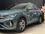 Volkswagen T-ROC 1.5 TSI 3X R-LINE | PANO | VIRTUAL | IQ LED, 4 cilinders, 150 pk, Blauw, 1253 kg