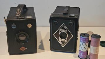 2x Box foto camera's  Bilora en en Afga plus 3 rolletjes  beschikbaar voor biedingen