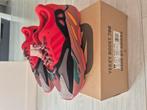 Yeezy boost 700 - HQ6979 Maat 42, Kleding | Heren, Schoenen, Ophalen of Verzenden, Nieuw, Overige kleuren