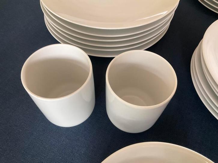 Thomas wit glad servies, Huis en Inrichting, Keuken | Servies, Zo goed als nieuw, Compleet servies, Overige stijlen, Porselein