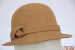 Vintage Dameshoed beige vilt 55 = S tot XS gratis verzenden, Ophalen of Verzenden, Gedragen, 55 cm (S, 6⅞ inch) of minder, Hoed