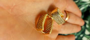 Zircone trendy goud plaque moderne oorbellen merk readkiss beschikbaar voor biedingen