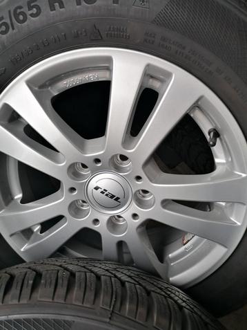 Volkswagen Golf, Caddy velgen met winterbanden 15 inch  beschikbaar voor biedingen