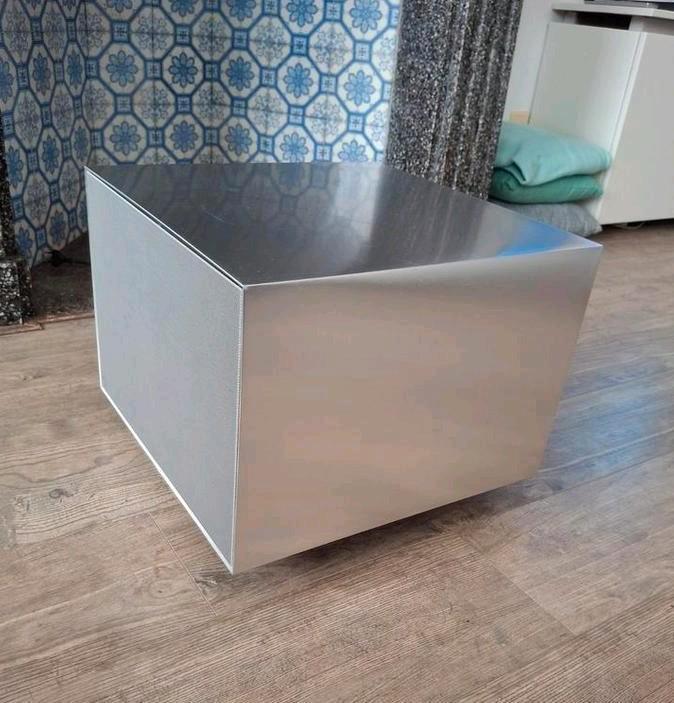 LOEWE Highline RVS Subwoofer 900w Peak, Audio, Tv en Foto, Luidsprekers, Zo goed als nieuw, Subwoofer, 120 watt of meer, Overige merken