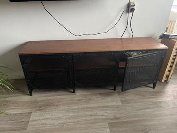 Tv meubel FJÄLLBO. 