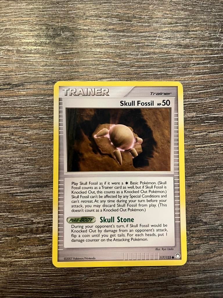 Skull Fossil MT 117/123, Hobby en Vrije tijd, Verzamelkaartspellen | Pokémon, Zo goed als nieuw, Meerdere kaarten, Ophalen of Verzenden