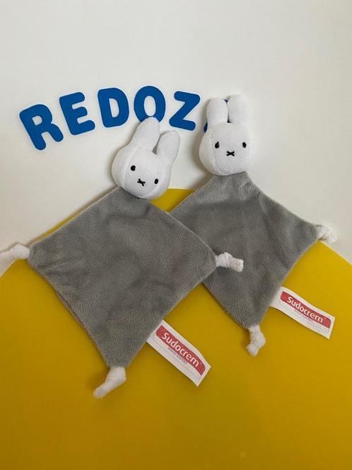 2317 Sudocrem Nijntje knuffellap lap doekje grijs 2x, Kinderen en Baby's, Speelgoed | Knuffels en Pluche, Zo goed als nieuw, Konijn