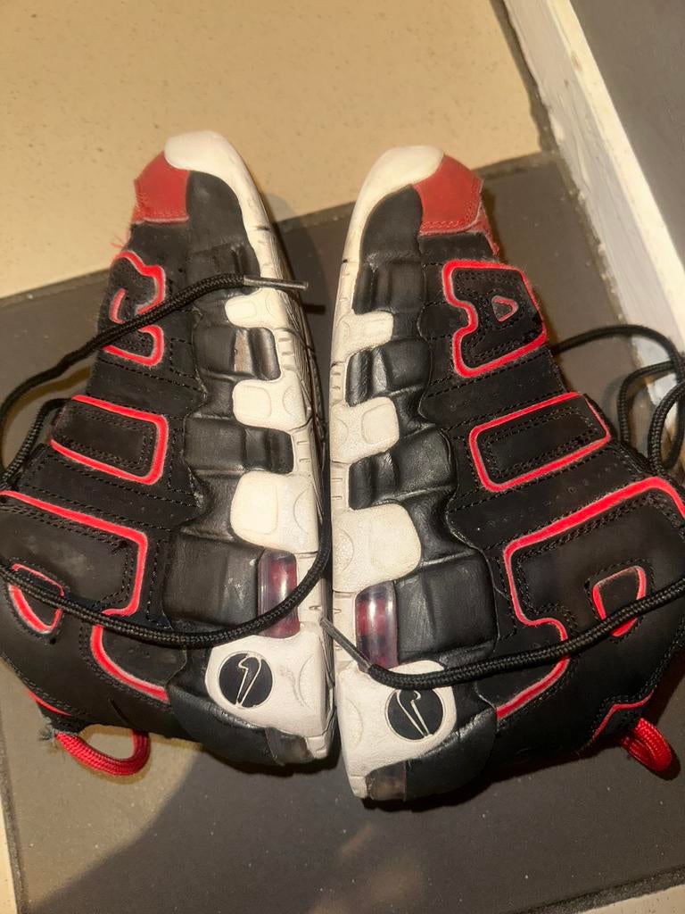 Nike air max uptempo 96 maat 32, Ophalen, Zo goed als nieuw, Jongen of Meisje