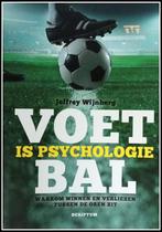 Voetbal is psychologie., Ophalen of Verzenden, Gelezen, Balsport