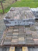 15m2 gebruikte beton waaltjes, Tuin en Terras, Ophalen, Gebruikt, Beton, Klinkers