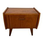 Vintage Nachtkastjes Set Van 2 Teak Fineer Jaren 60, Gebruikt, Minder dan 45 cm, Vintage, Vintage