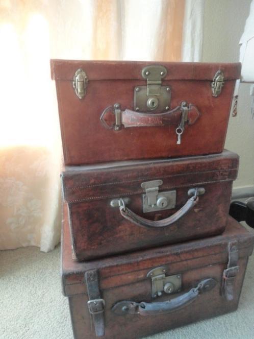 groter model antieke BRUINE LEREN KOFFER + ORIGINELE SLEUTEL, Antiek en Kunst, Antiek | Woonaccessoires, Ophalen of Verzenden