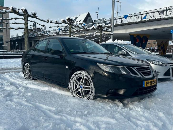 Saab 9-3 1.8t Sport Sedan model 2008 Zwart, Auto's, Saab, Particulier, Saab 9-3, ABS, Airconditioning, Bluetooth, Centrale vergrendeling