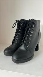 Primark laarzen maat 41, Kleding | Dames, Schoenen, Ophalen of Verzenden, Zo goed als nieuw, Zwart, Hoge laarzen