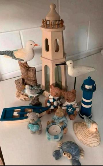 12 (maritieme) beeldjes beschikbaar voor biedingen