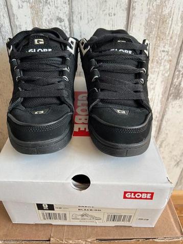 Globe Sabre skate schoenen. beschikbaar voor biedingen