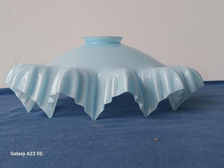 Art deco lampenkap lichtblauwe opaline, Antiek en Kunst, Antiek | Lampen, Ophalen of Verzenden