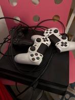 PS4 met 3 controllers - Werkt goed!, Spelcomputers en Games, Ophalen of Verzenden, Original, Met 3 controllers of meer, 500 GB