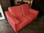 Twee rode leren tweezitsbanken, Huis en Inrichting, Ophalen, Gebruikt, 150 tot 200 cm, Tweepersoons