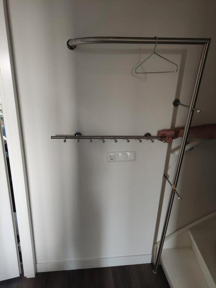 Stijlvolle metalen wandkapstok, Huis en Inrichting, Woonaccessoires | Kapstokken, Zo goed als nieuw, Wandkapstok, 150 tot 200 cm