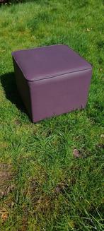 Paarse leren hocker of poef, Ophalen, Zo goed als nieuw, Minder dan 50 cm, Minder dan 50 cm