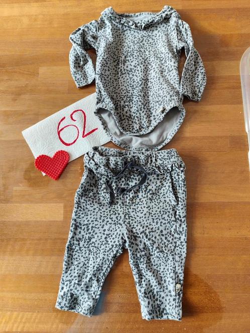 Baby meisje maat 62 - veel kleding te koop, Kleding | Dames, Dames-kledingpakketten, Zo goed als nieuw, Ophalen of Verzenden
