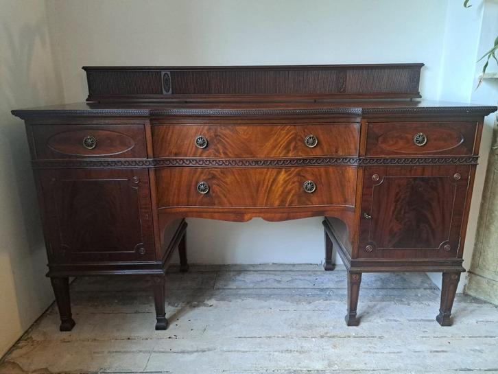 Antiek mahonie dressoir, Antiek en Kunst, Antiek | Meubels | Kasten, Ophalen