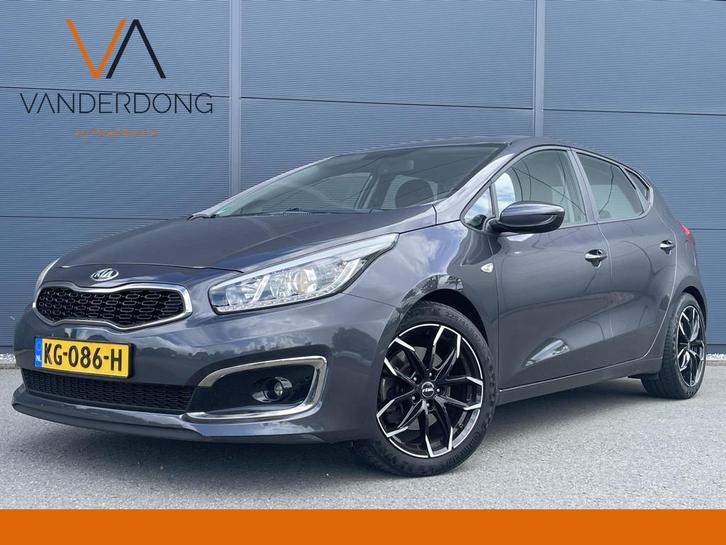Kia cee'd 1.6 GDI First Edition | Camera | Bluetooth | Navi, Auto's, Kia, Bedrijf, Te koop, (Pro) Cee d, ABS, Achteruitrijcamera