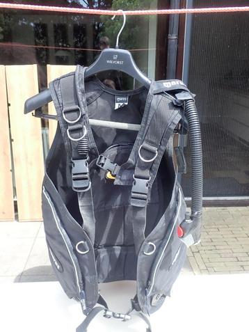 Mares Vector Chrome BCD – Maat M beschikbaar voor biedingen