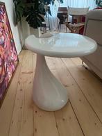 Space age bijzettafel, Huis en Inrichting, Minder dan 55 cm, Rond, Zo goed als nieuw, Hout