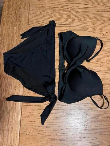 Zwarte Queenex Bikini - Maat 42B beschikbaar voor biedingen