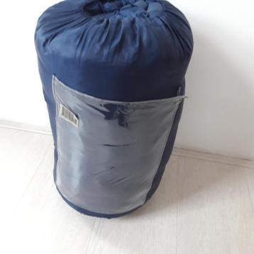 Blauwe slaapzak 210 x 85 cm in opberg-/meeneemzak beschikbaar voor biedingen
