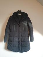 zwarte winter jas met muts en bontkraag maat m / l, Ophalen of Verzenden, Gedragen, Maat 38/40 (M), Zwart